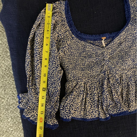 Free People Brittnee floral smocked baby doll top - Picture 13 of 13